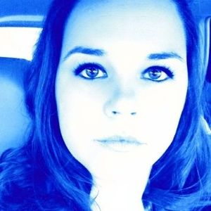 Meet your Posher, Kelli